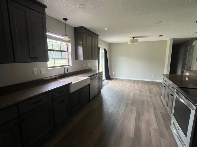 Building Photo - Charming Updated 3 Bedroom, 2 Bath Brick H...