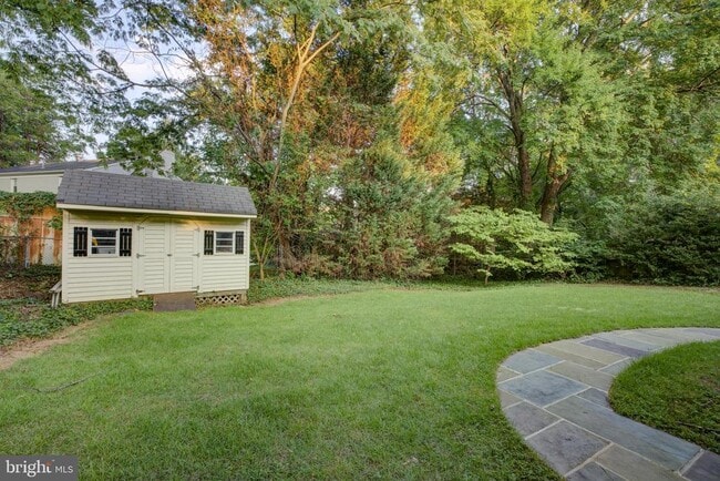 Building Photo - 9603 Wadsworth Dr