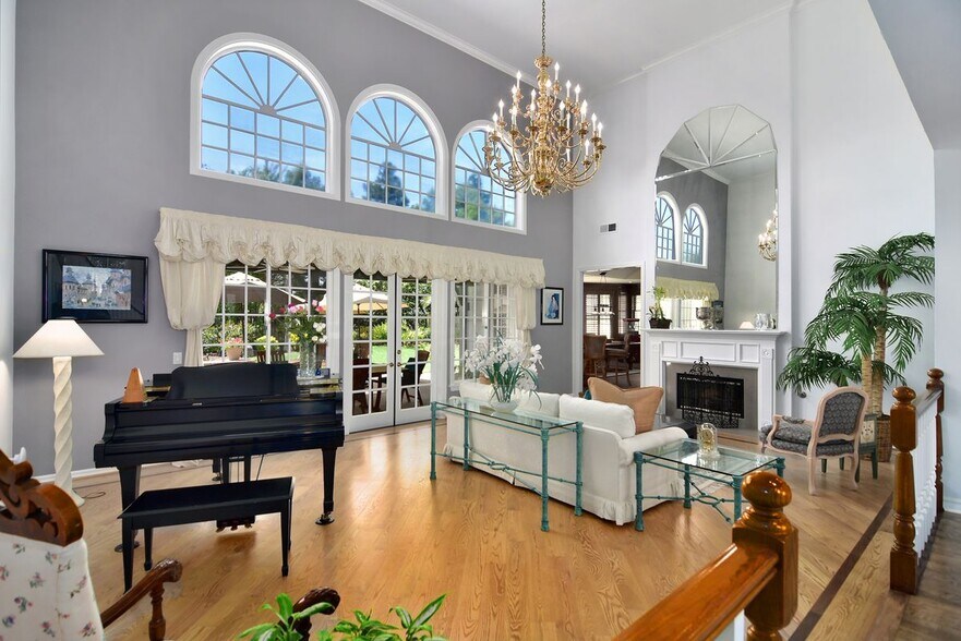 Building Photo - 29360 Castlehill Dr