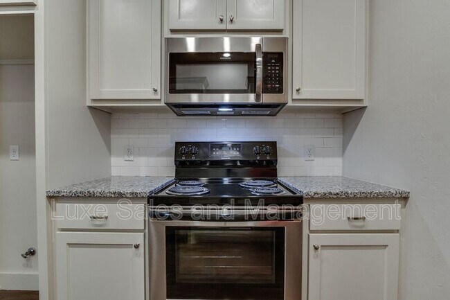 Building Photo - 437 Chalk Hill Ct