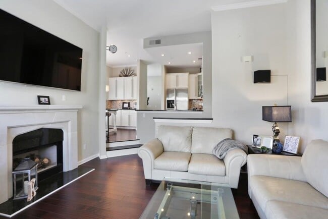 Building Photo - 4246 River Green Dr NW