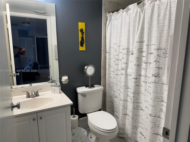 Building Photo - 2711 Ocean Club Blvd