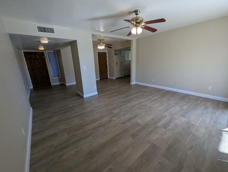 Building Photo - 4437 E Covina St