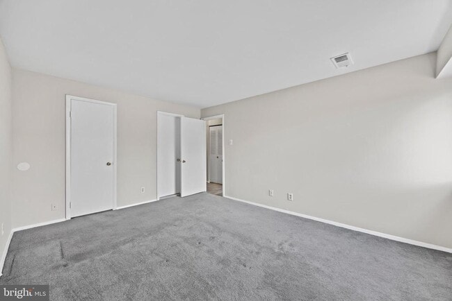 Building Photo - 10118 Little Pond Pl