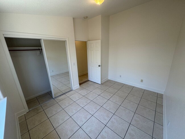 Building Photo - 3 bedroom | 2 bathroom | Single family hom...