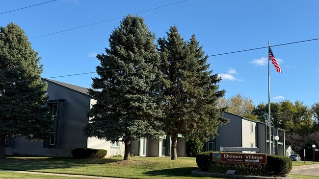 Building Photo - Upper 2 Bedroom Apartment – Heat Included - Available: First Week of June  2026