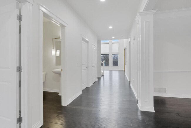 Building Photo - 7090 Dean Farm Rd