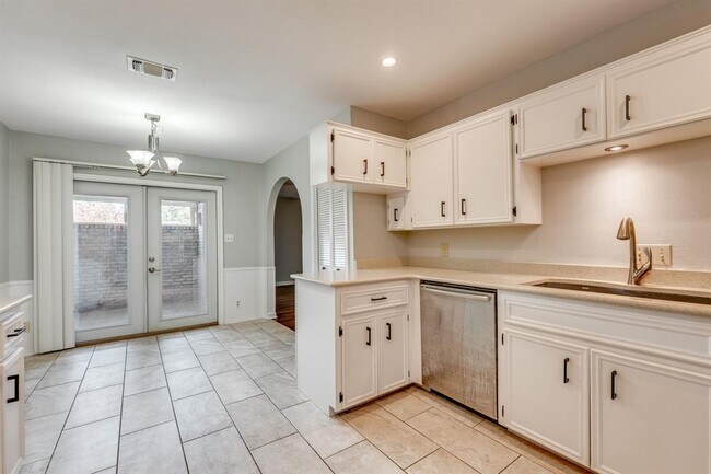Building Photo - 8117 West Ct