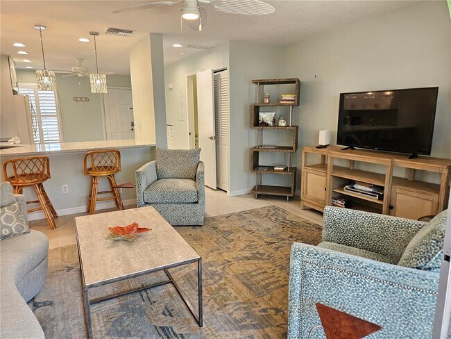 Building Photo - 744 Cadiz Rd