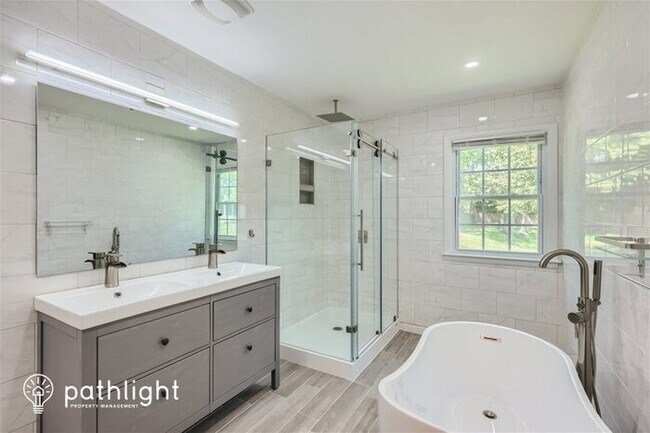 Building Photo - 2210 Weddington Road, Matthews, NC, 28105