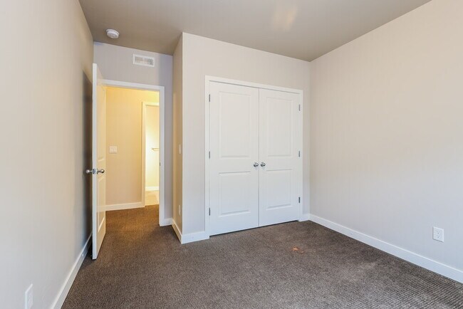 Building Photo - 12561 S Kimber Ln