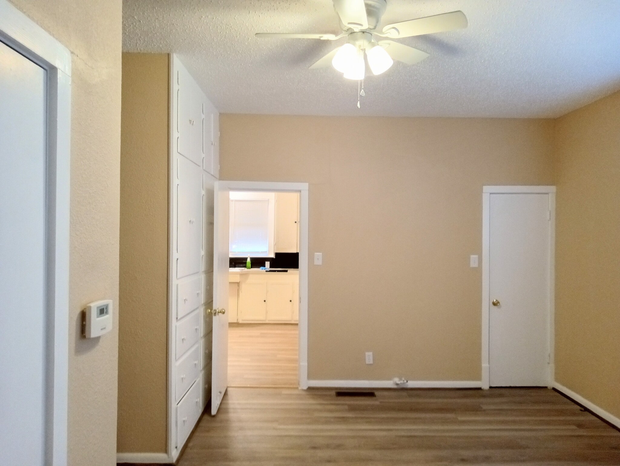 Building Photo - 516 Allen Ave