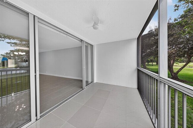 Building Photo - 3090 N Course Dr