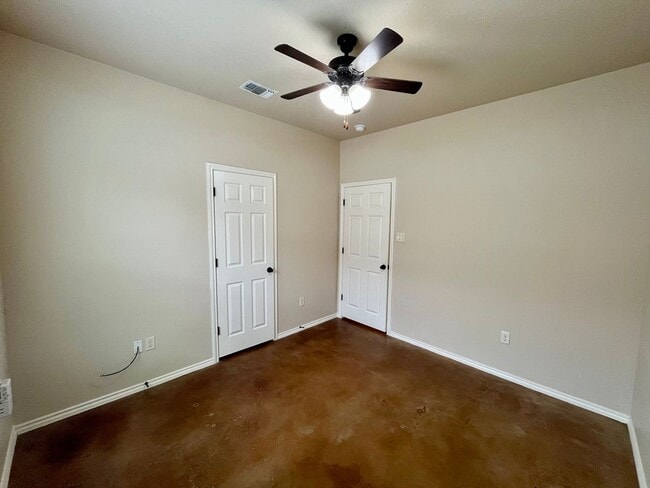Building Photo - 206 Ragsdale Way