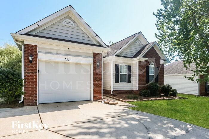 Building Photo - 1211 Lempster Dr NW