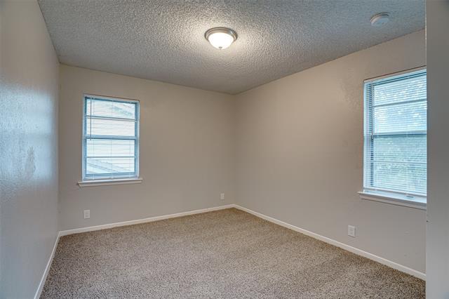 Building Photo - 3027 Harlan Dr