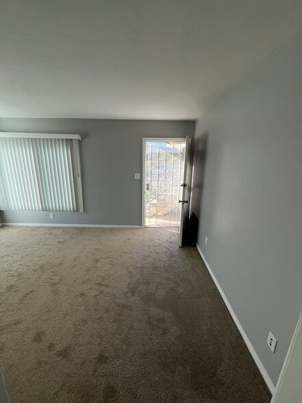 Building Photo - 3563 College Ave