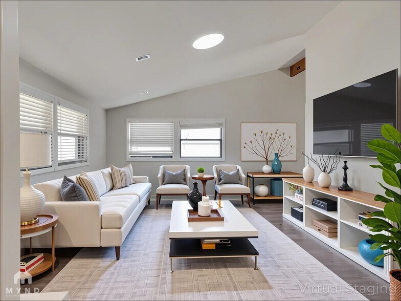 Building Photo - 925 Warren Way