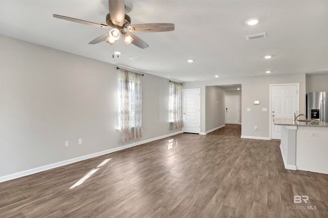 Building Photo - 32146 Calder Ct