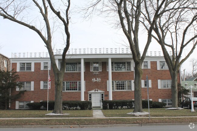Building Photo - Carlson Apartments