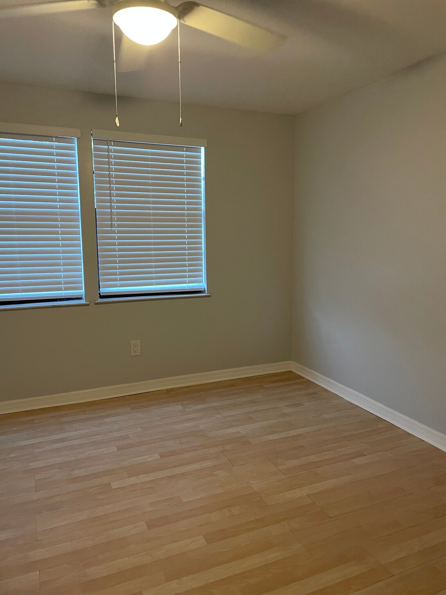 Building Photo - 4927 Sanoma Village