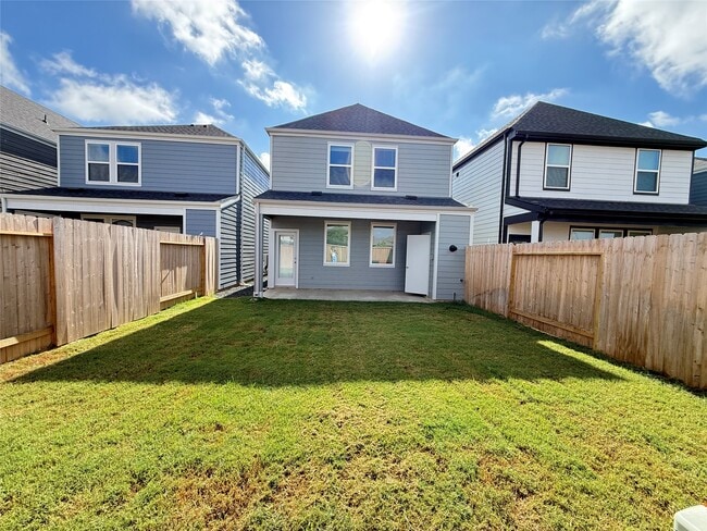 Building Photo - 3562 Lovebird Ln
