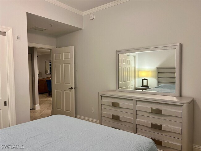Building Photo - 5068 Annunciation Cir
