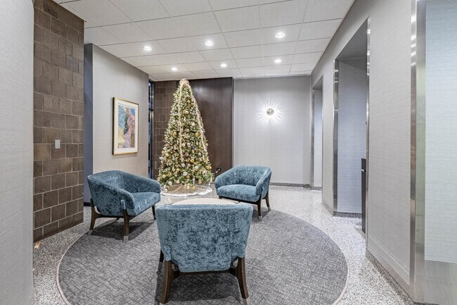 Building Photo - 405 N Wabash Ave