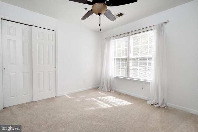 Building Photo - 8975 Harrover Pl