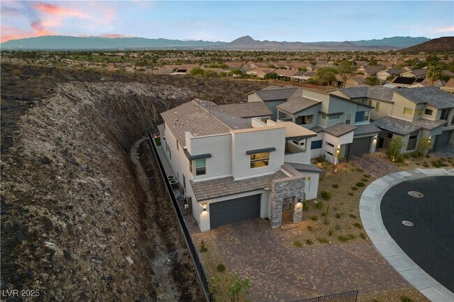 Building Photo - 2008 Peaceful Mesa Ct