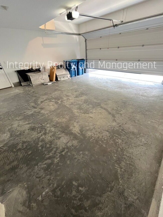 Building Photo - 10976 E Geddes Pl