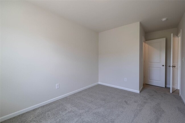 Building Photo - 111 Pendleton Place Way