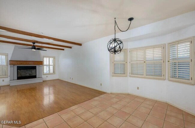 Building Photo - 6564 Brisa Del Mar Dr