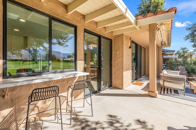 Building Photo - 179 Gran Via