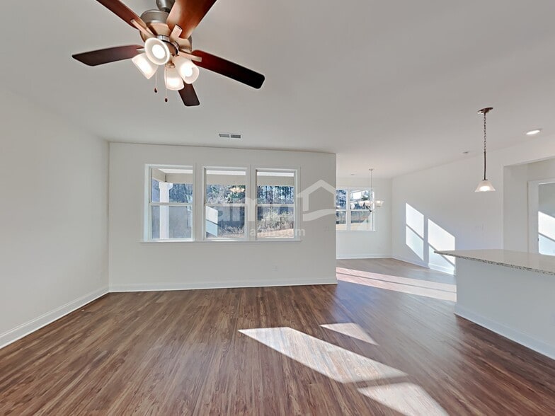 Building Photo - 7069 Creeksong Dr