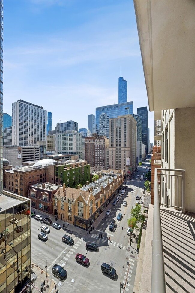 Building Photo - 630 N State St