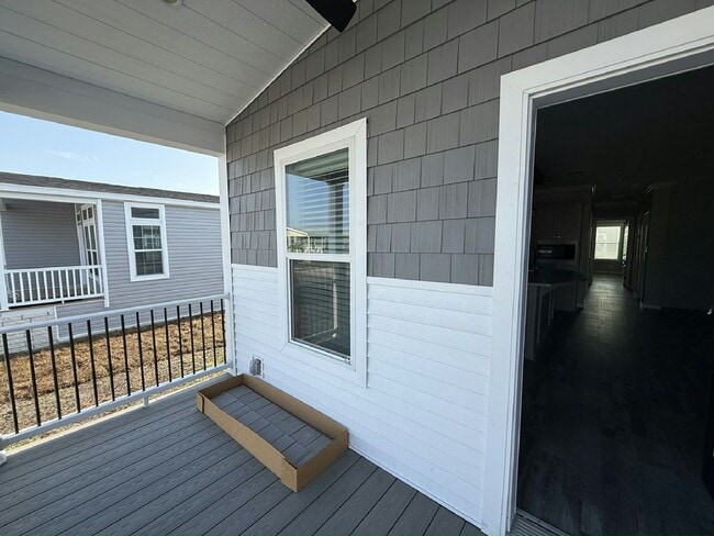 Building Photo - 3514 Campari Dr