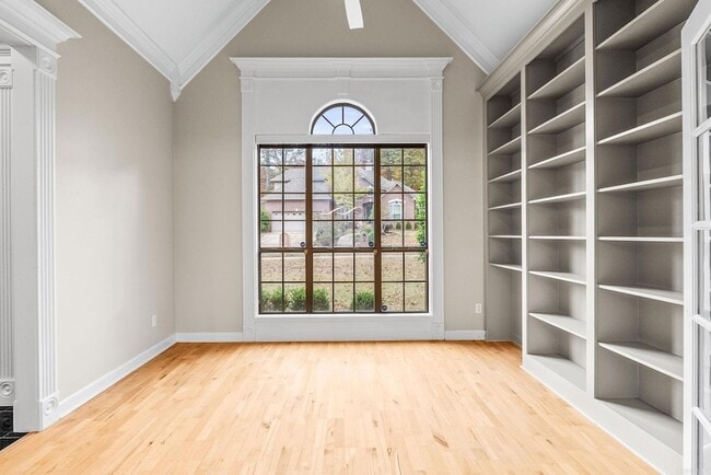 Building Photo - 3005 Mossy Creek Dr