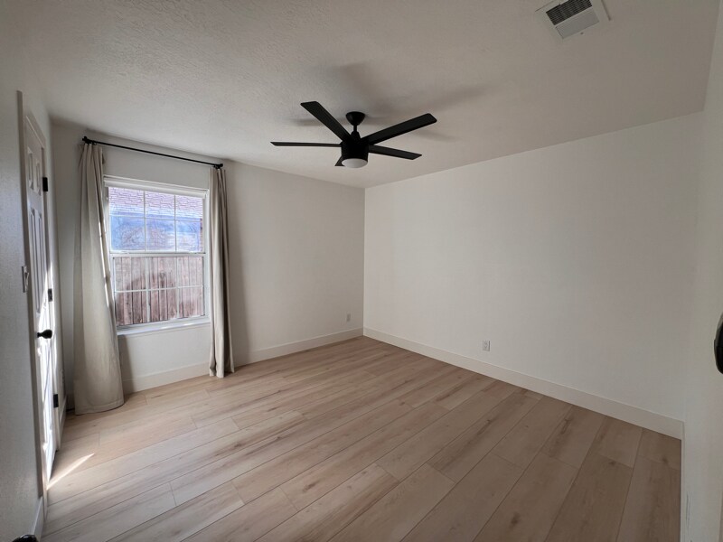 Building Photo - 4704 Sam Bratton Ave NW