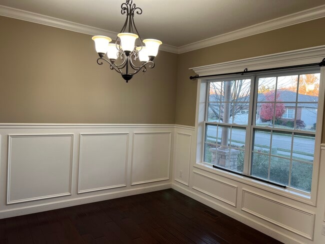 Building Photo - 6727 N White Fir Dr