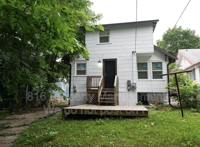 Building Photo - 5815 Euclid Ave E