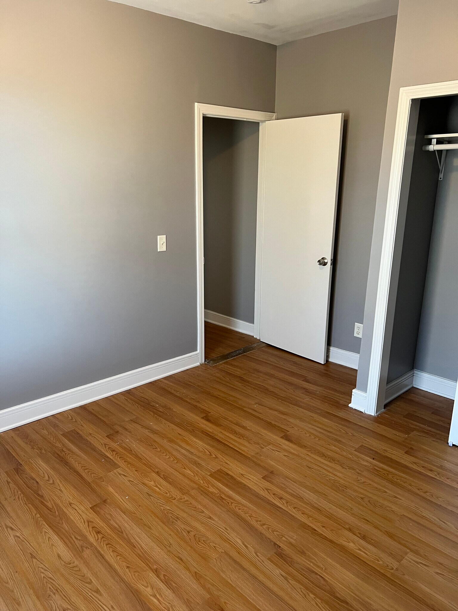 Building Photo - 498 Washington Ave