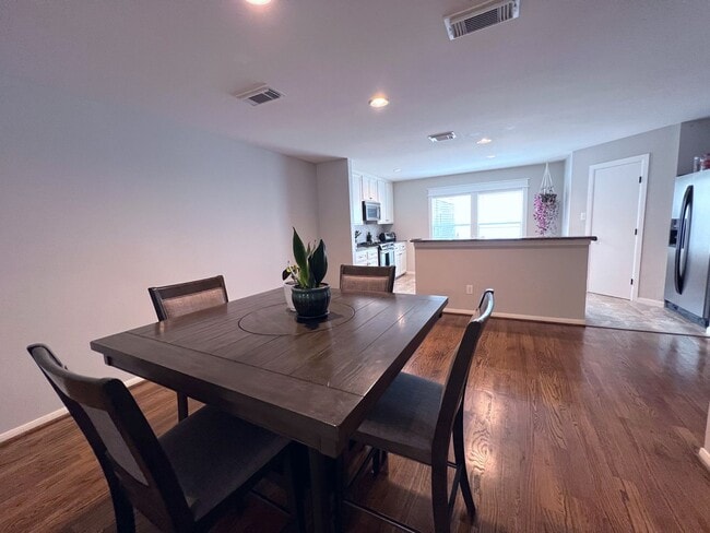 Building Photo - 1728 Bevis Street-3 Story home