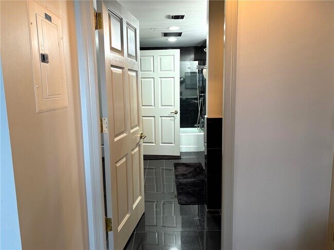 Building Photo - 75 14th St NE