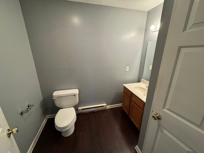 Building Photo - 3 Bedroom Semi-Detached Home in Crossroads Borough!