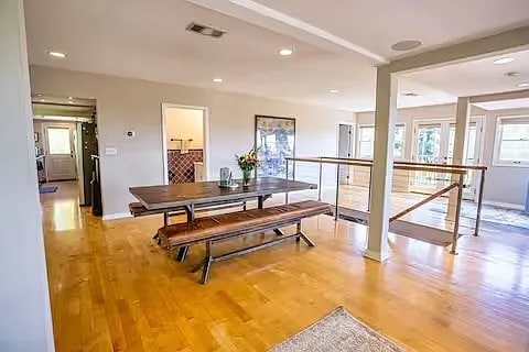 Building Photo - 2597 Dearborn Dr