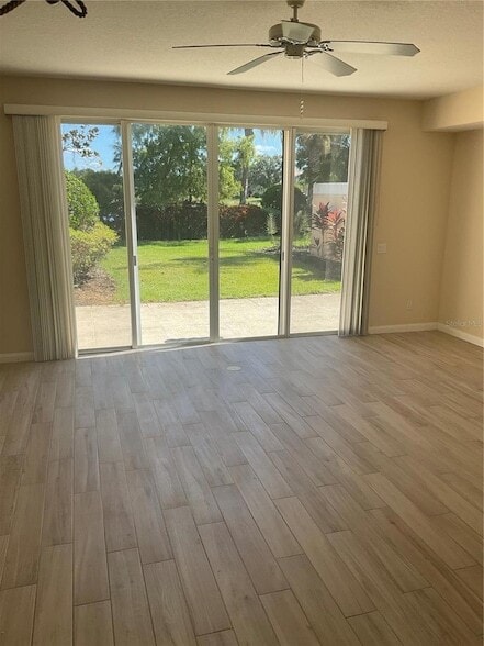 Building Photo - 7580 Andora Dr