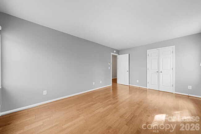 Building Photo - 214 Southern Cross Ln