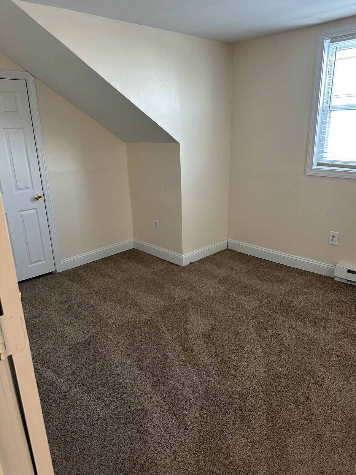 Building Photo - 175 Millbury St