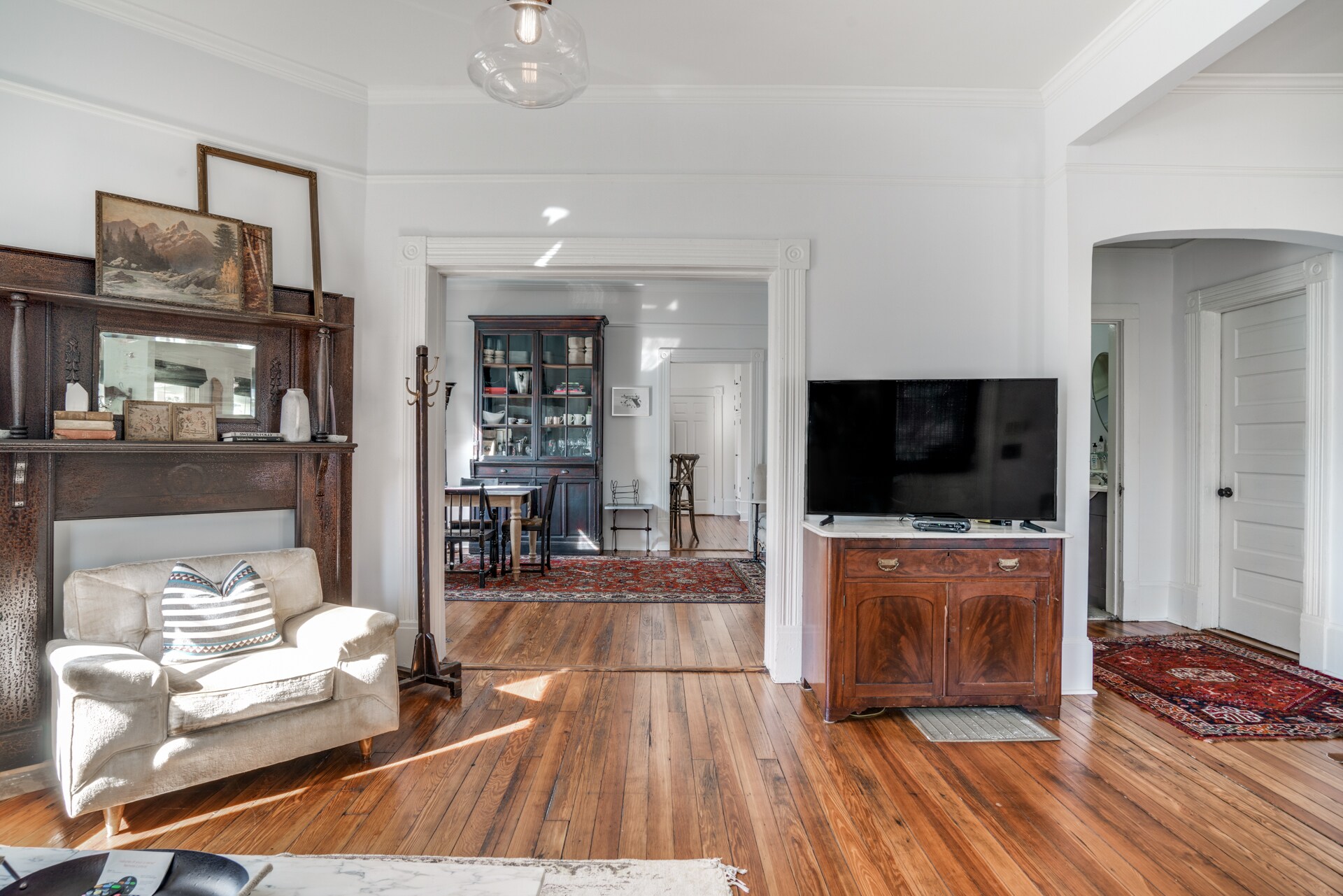 Building Photo - 1433 Desoto Ave SW